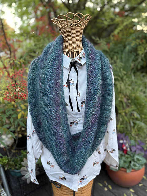 Kaleidoscope Silky Cowl