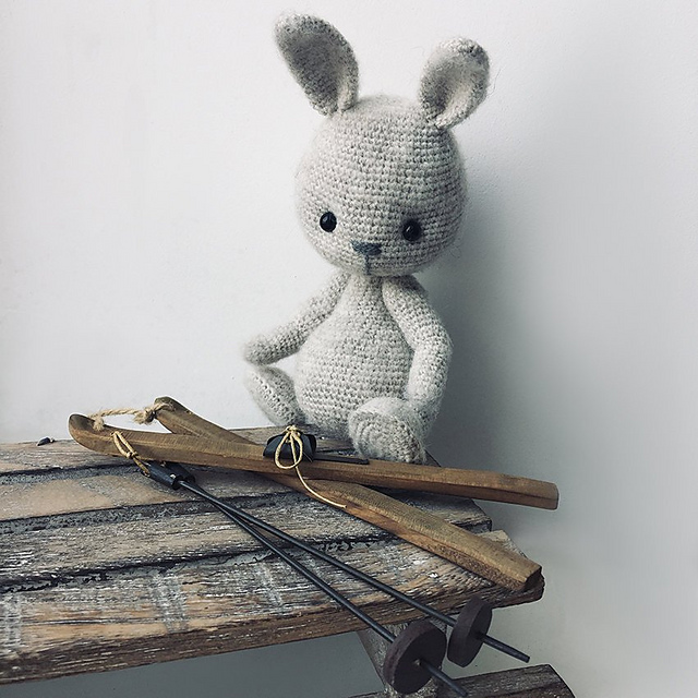 TIM tiny rabbit / bunny