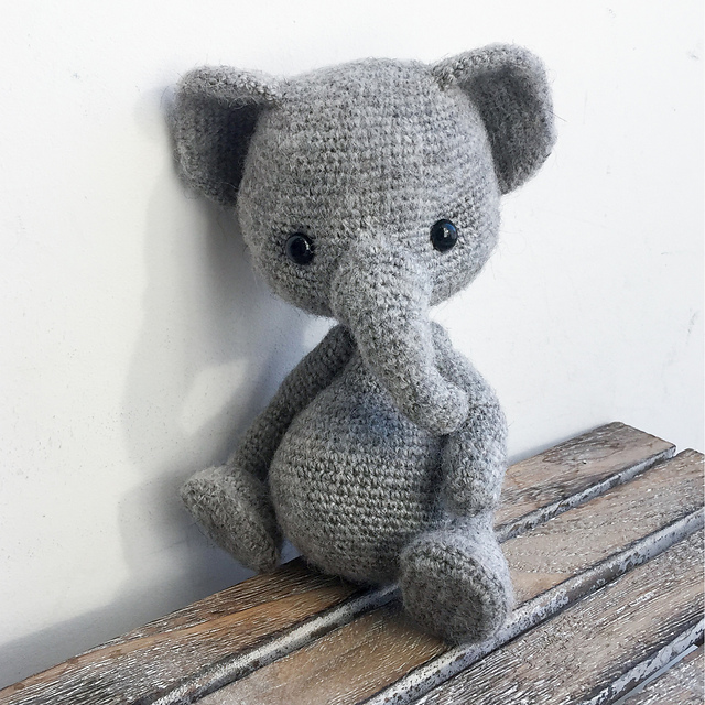 ELLY tiny elephant