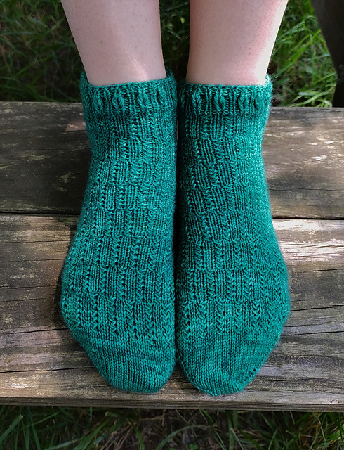 Spikelet Socks