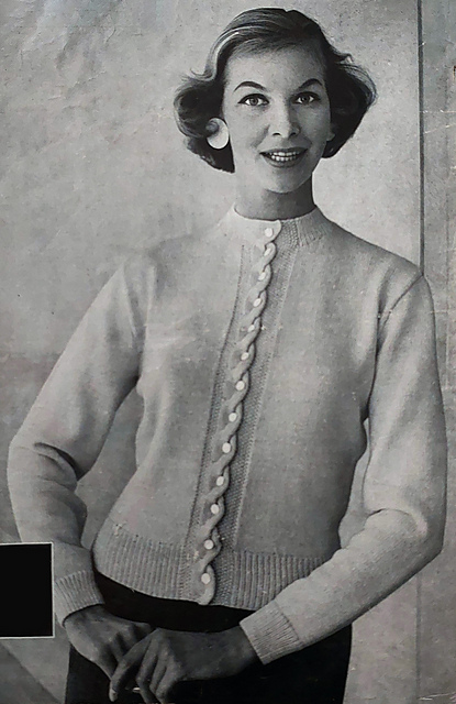 Cable pullover