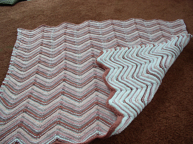 V-Pattern Reversible Baby Blanket