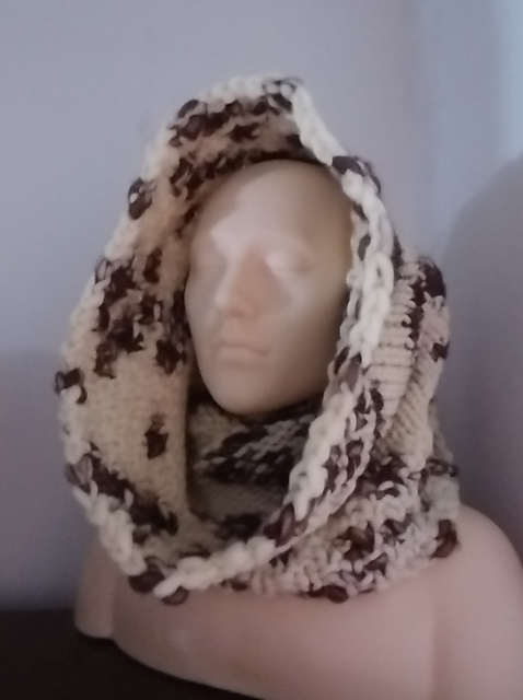 Chocolate Chip Cowl