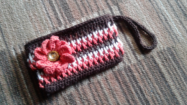small size crochet pouch