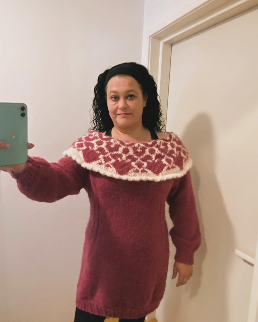 Karneoli neulemekko