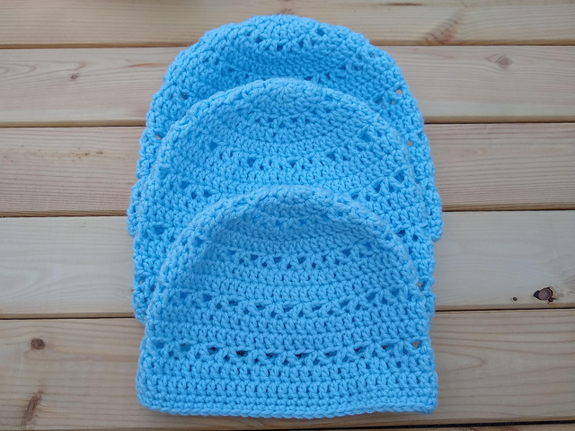 V-stitch striped beanie