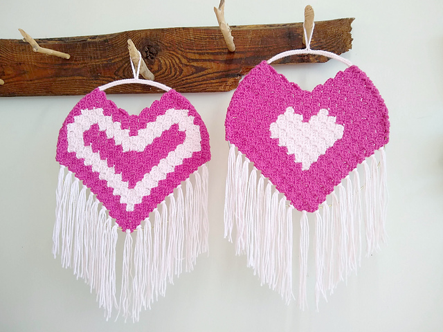 Heart wall decor