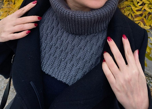 Neckwarmer and hat