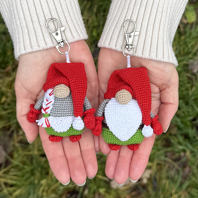 Keychain Boy and Girl Gnomes