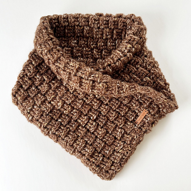 Cozy Tweed Neckwarmer