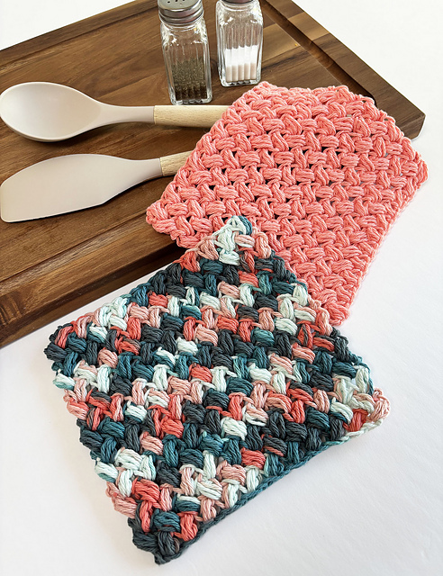 Pot Holders Salmon and Spinach