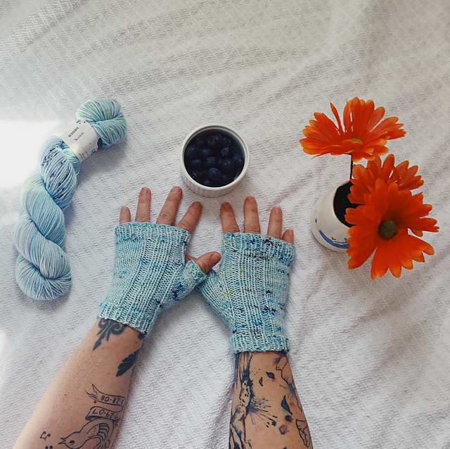 P13 Mitts