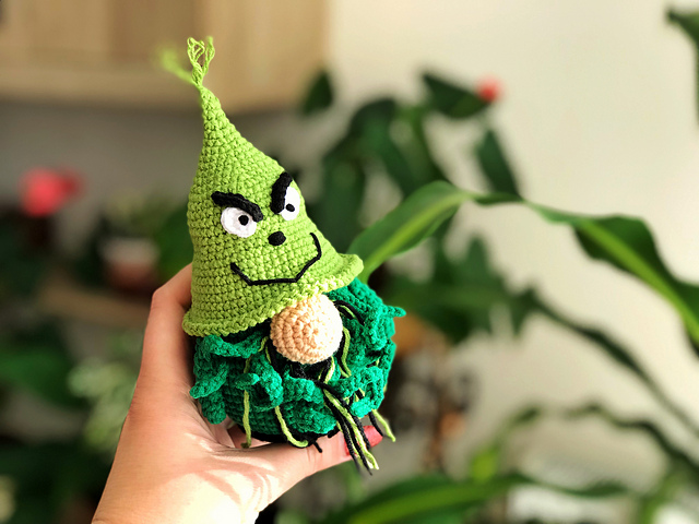 Grinch Gnome