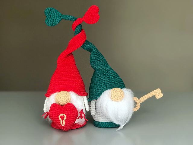 Valentine Gnomes