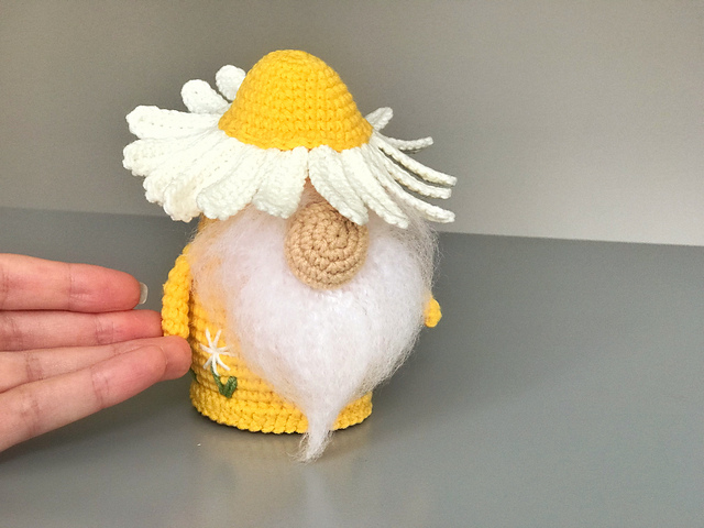 Daisy Camomile Gnome