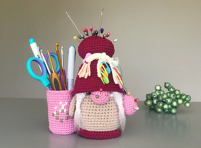 Organizer Crafter Gnome