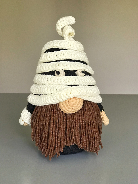 Halloween Mummy Gnome