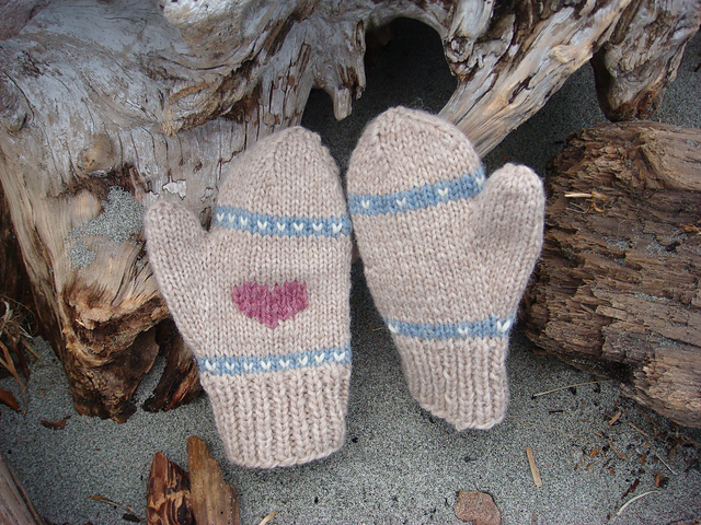 Show Your Heart Mittens