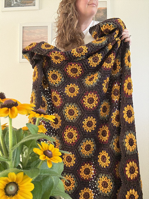 Autumn Sunflower Hexie Blanket