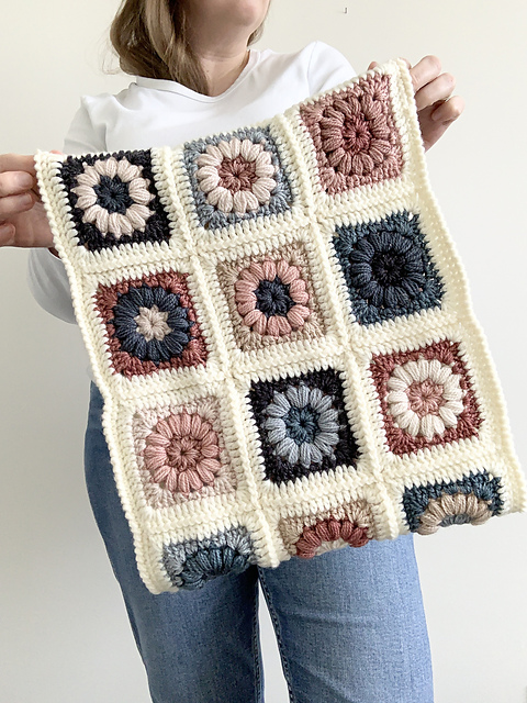 Astrid Granny Cowl
