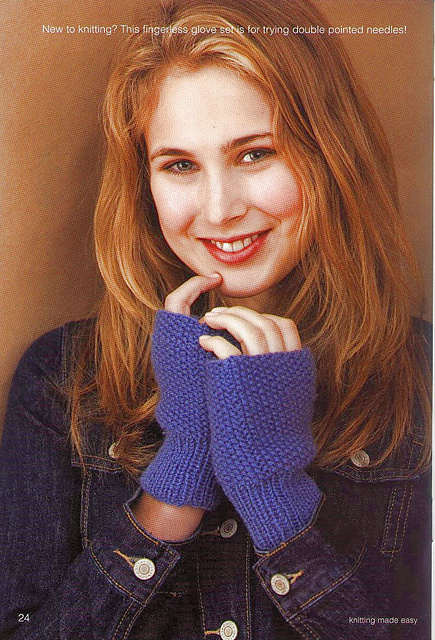 Moss stitch mitts