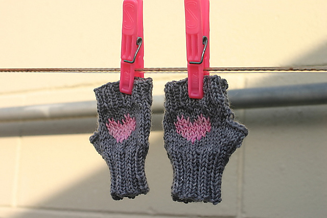 Youngins' Fingerless Mitts