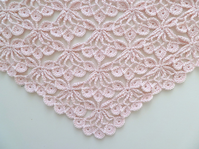 Breakaway Nosegay Shawl