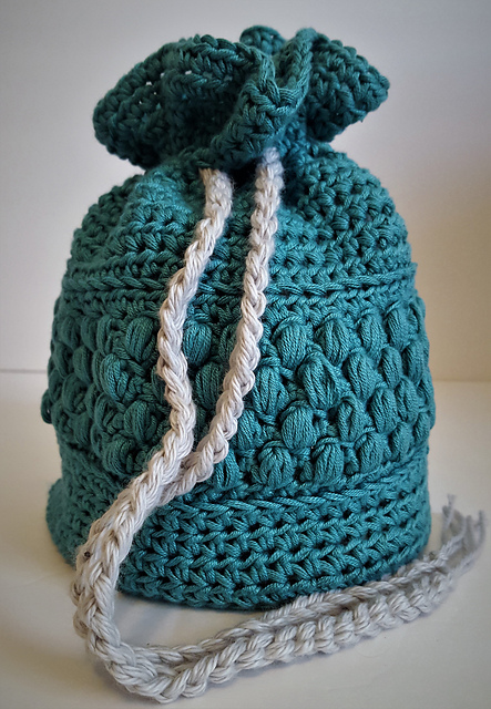 Teeny Beanie Cinch Bag