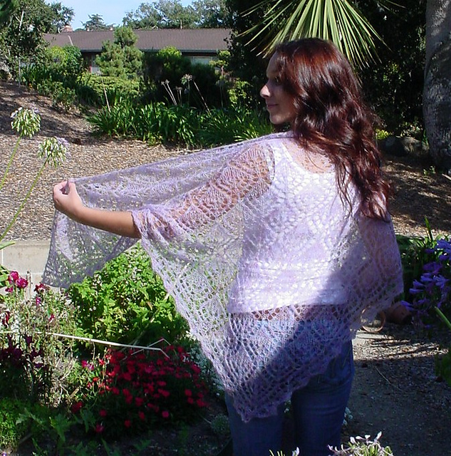 Lace Shawl in 2 Sizes 