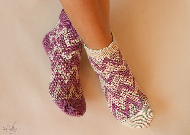 Majestic Mountain Socks