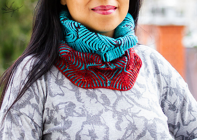 Half Bloom Cowl