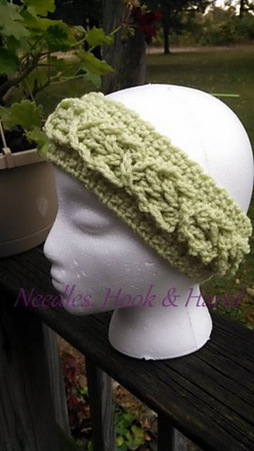 Twisted Loops & Chains Headband