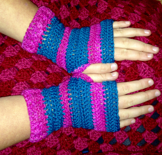 Fingerless Mittens