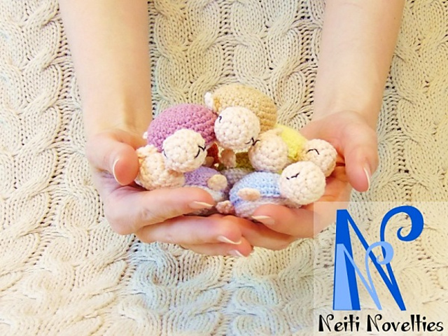 Ravelry: The Pocket Turtle pattern by Agnieszka Neumann