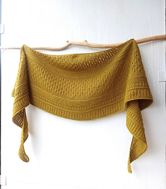 Shawl "Fantasy"
