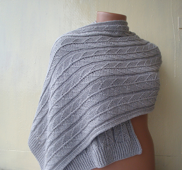 Shawl "Almond"