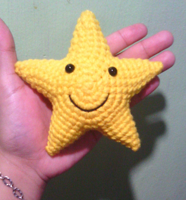 Happy Star Amigurumi
