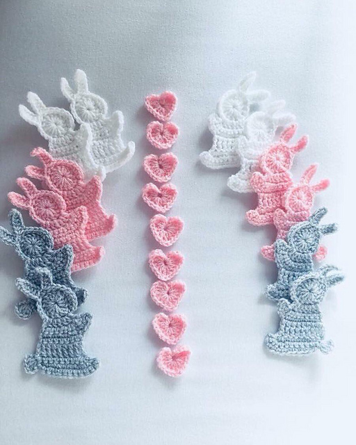 Bunny couple appliqué