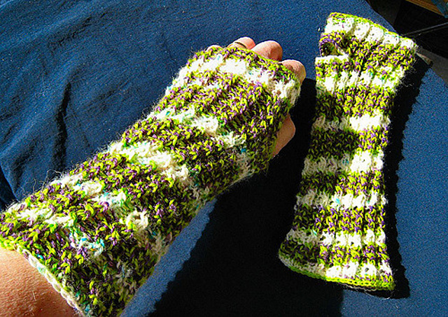 Openwork Lace Fingerless Mitts