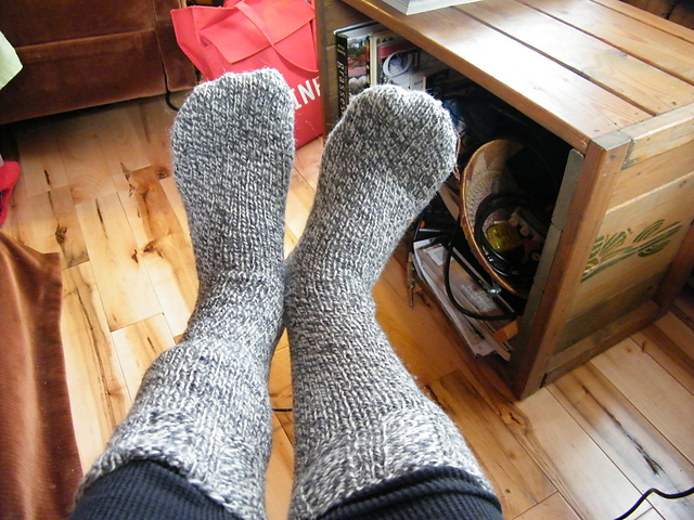 Basic Adult-Size Worsted Weight Ragg Wool Flap and Gusset Sock
