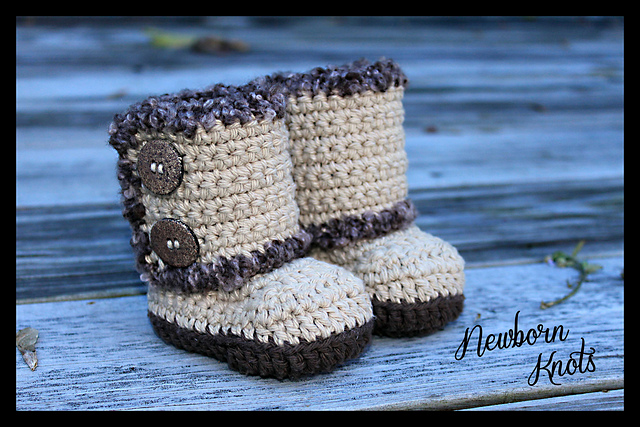 Wrap Around Baby Booties. #038