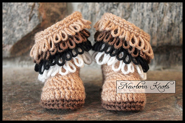 #71 Sliding Stitches Baby Booties