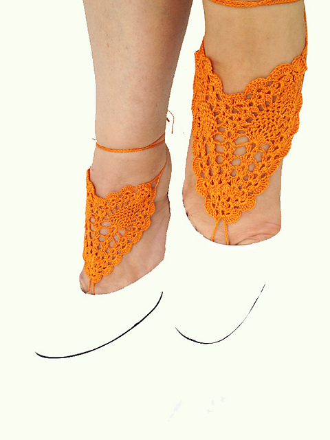 Lacy Pineapple Barefoot Sandals