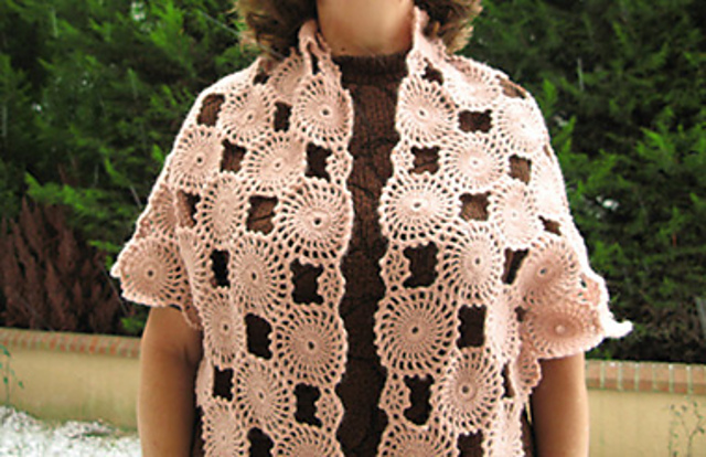 Motifs Shawl