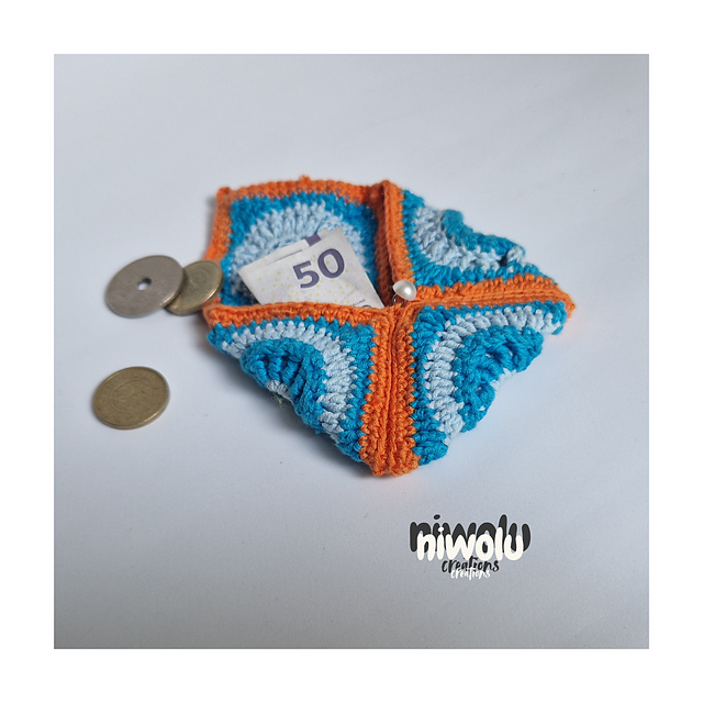 Granny square coin purse