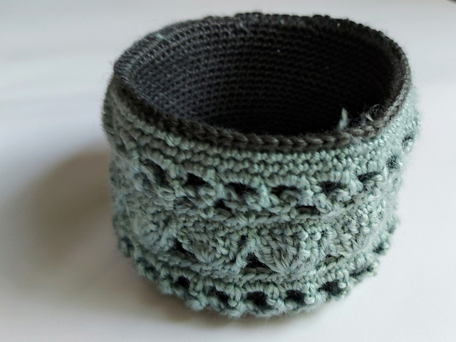 Small double-layered basket #1