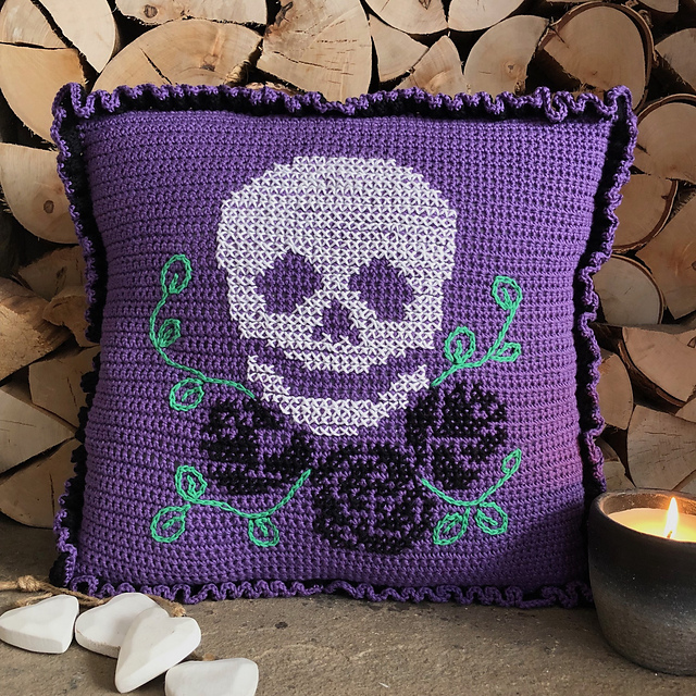 Skull and Roses Cushion