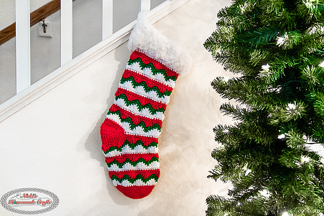 Chevron Wave Stocking