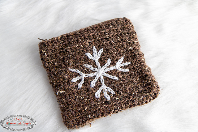 Snowflake Zipper Pouch
