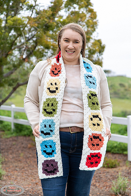 C2C Rainbow Emoji Scarf
